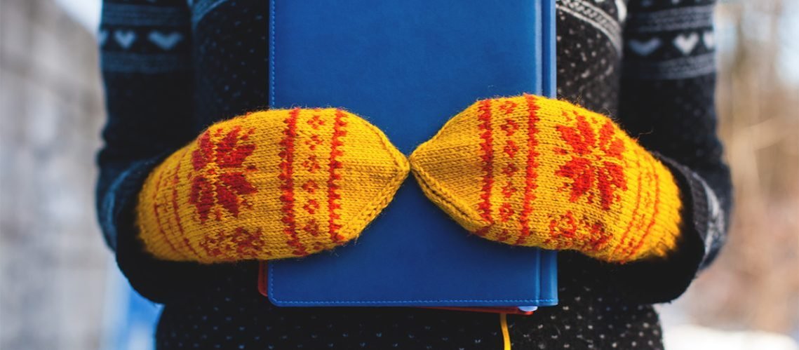 Get-Your-Mitts-on-a-Great-Book-phdaaixgzcap27bzkuanev758jo84rhaxcv8b8kqrs